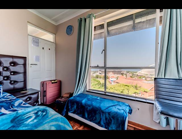 3 BEDROOM FLAT FOR SALE IN MORNINGSIDE